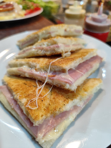 Comentarii opinii despre El Deportivo Burger Bar