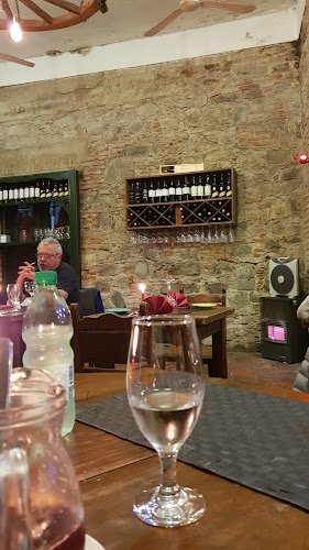 Opinii despre Pulpería de los faroles în Col. del Sacramento - Gastronomía y hostelería