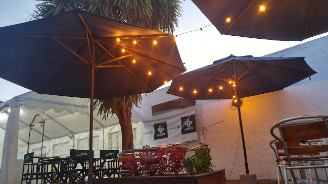 Comentarii opinii despre AMOSTAR Restaurante, Cafetería Y Starpizza.