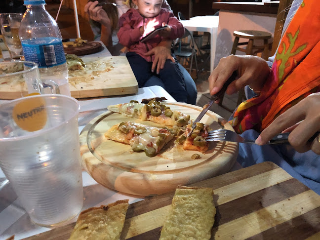 Tsunami pizzeria - Gastronomía y hostelería