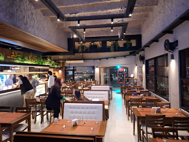 Av. Gral. Flores 2099, 11800 Montevideo, Departamento de Montevideo