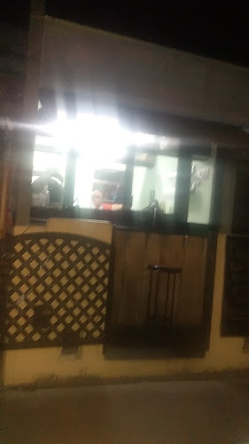 PIZZERIA Y CHIVITERIA LOS PEQUES - Gastronomía y hostelería