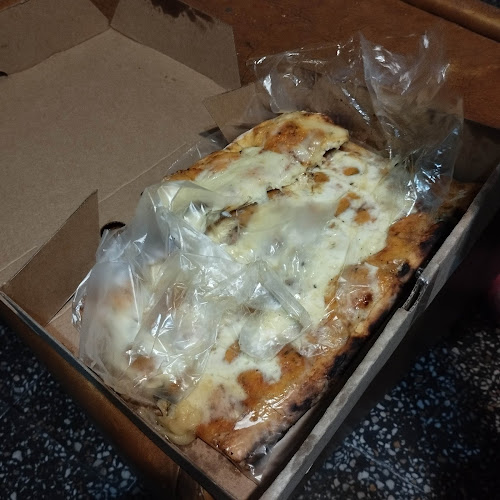 Pizzeria Triunfo - Gastronomía y hostelería