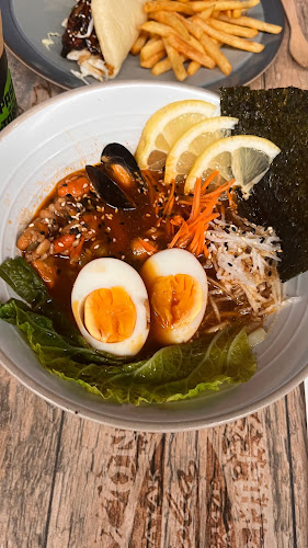 Comentarii opinii despre Cantina Asiática