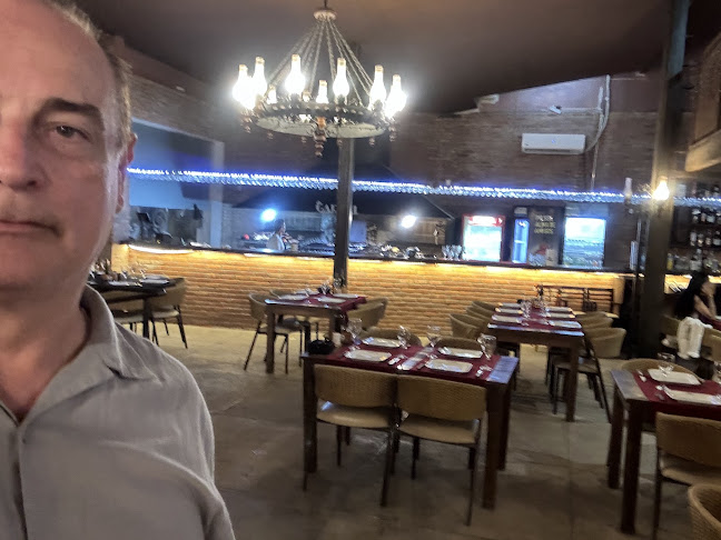 Opinii despre Gardel Restaurante e Parrillada în Rivera - Gastronomía y hostelería