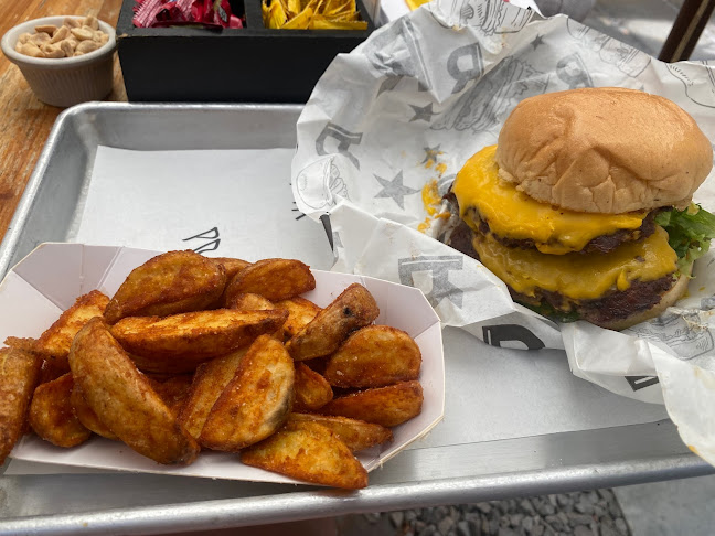 Opinii despre Rudy Burgers în Montevideo - Gastronomía y hostelería