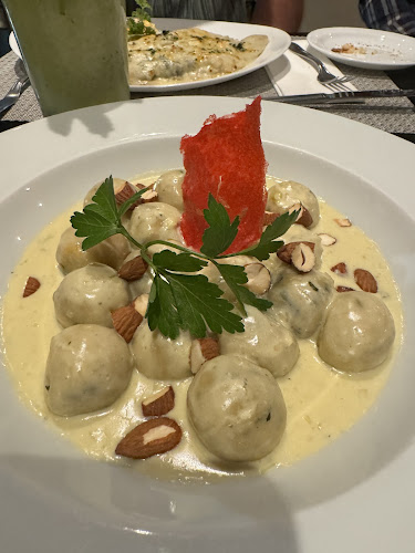 Opinii despre Isidora în Punta del Este - Gastronomía y hostelería