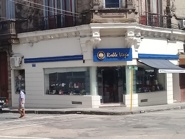 Roble Viejo - Mercedes