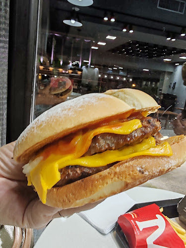 Mostaza - Montevideo