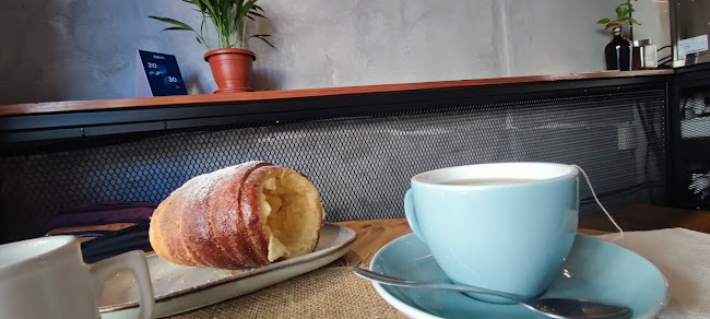 Opinii despre che.co.ffee în Montevideo - Gastronomía y hostelería