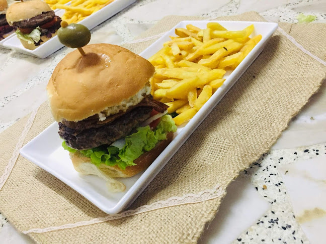 Café & Restó Club Colonia