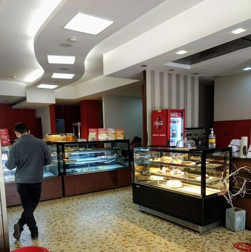 Confitería Banzai - Pando