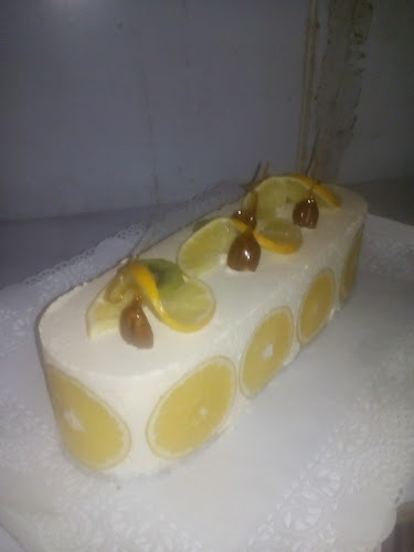 Comentarii opinii despre Panadería La Familia