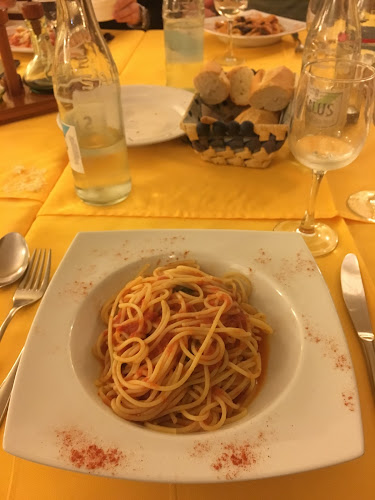 La Hostaria - Montevideo