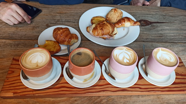 Picniquería | Cafetería | Panadería | Almuerzos & Comida Saludable - Gastronomía y hostelería