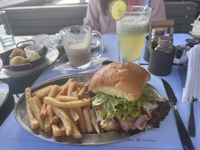 REX - Best Chivito in Town - Maldonado