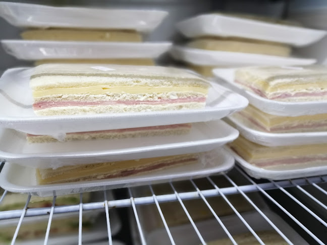 Opinii despre Panadería Colón în Pinamar - Gastronomía y hostelería