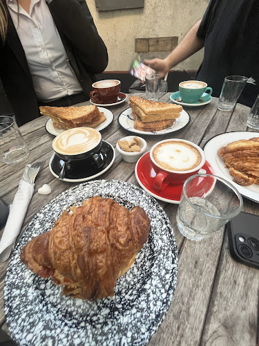 Comentarii opinii despre MACOCO Café