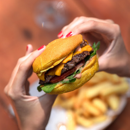 Escondido Garden Bar - Montevideo