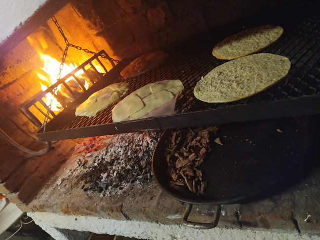 Opinii despre Pizzas el ave fenix în Montevideo - Gastronomía y hostelería