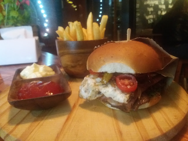 Comentarii opinii despre La Zarpada