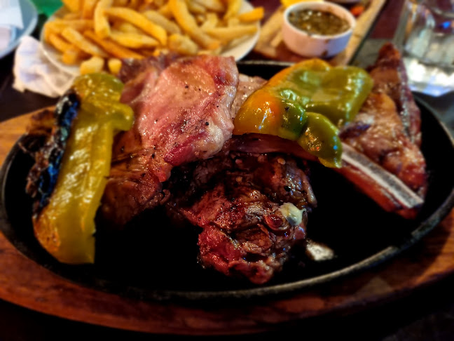 Av. Luis Alberto de Herrera 1144, 11300 Montevideo, Departamento de Montevideo