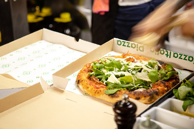 Comentarii opinii despre Piazza Italia