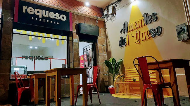 Requeso La Pizza con mas Queso - Montevideo