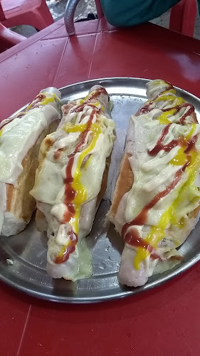 Tráiler 4 Esquinas - Gastronomía y hostelería