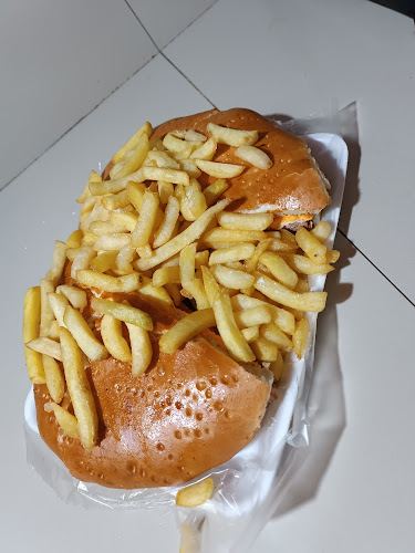 Opinii despre Pizzeria la Caserita în Young - Gastronomía y hostelería