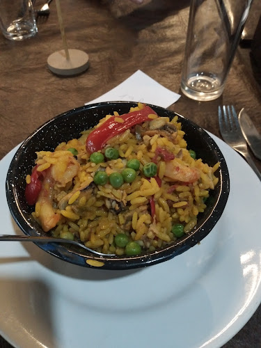 Dentro del Club Español, Av. 18 de Julio 1332, 11100 Montevideo, Departamento de Montevideo