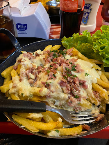 Av. 18 de Julio 2149, 11200 Montevideo, Departamento de Montevideo