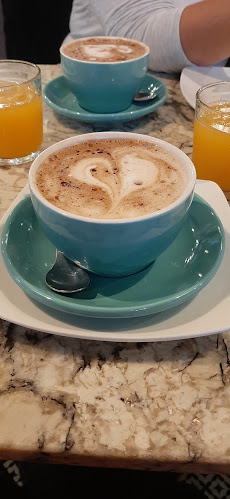 Av. Alfredo Arocena 1584, 11500 Montevideo, Departamento de Montevideo