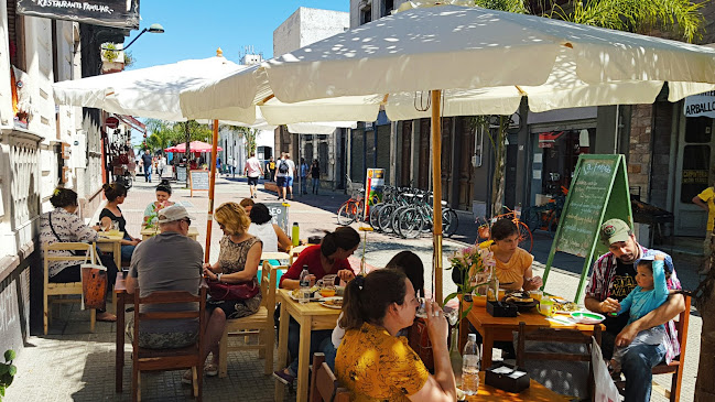 Opinii despre La Fonda în Montevideo - Gastronomía y hostelería