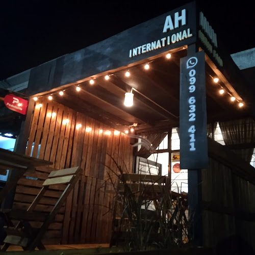 Socrates - pizzas & drinks