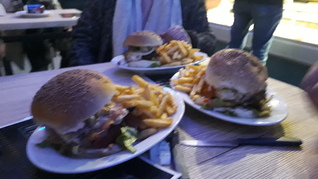 Pizzería "El Triunfo" - Gastronomía y hostelería