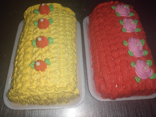 Comentarii opinii despre Panadería y Confitería La Familia