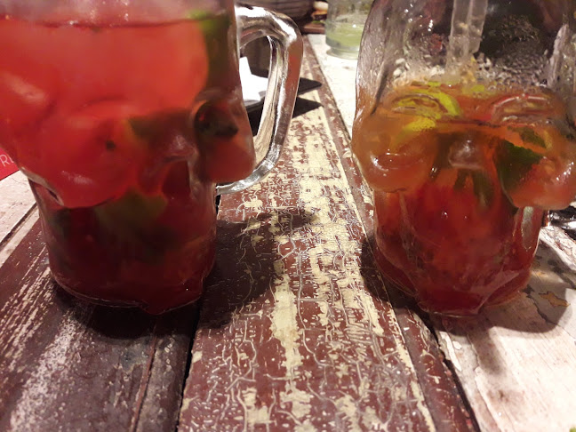 Soriano 1149, Héctor Gutiérrez Ruiz esq