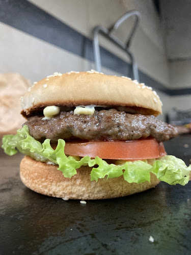 Av. Blandengues 239, 50000 Salto, Departamento de Salto