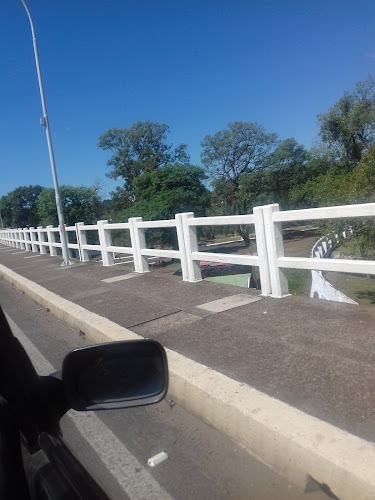 Opinii despre Submarino Pub în Artigas - Gastronomía y hostelería