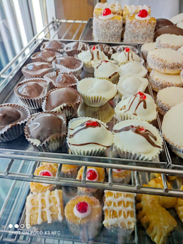 Opinii despre Panadería Ellis în Melo - Gastronomía y hostelería