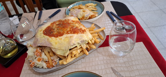 Café & Restó Club Colonia - Col. del Sacramento