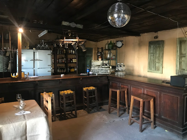 Opinii despre Boliche Laclau în Colonia del Sacramento - Gastronomía y hostelería