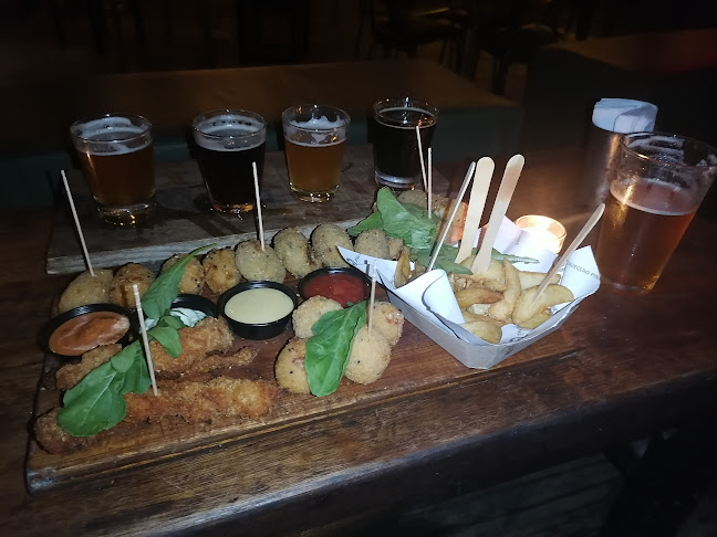 Jardín Cervecero Pinar - Ciudad de la Costa