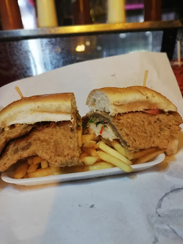 Av. Aparicio Saravia, 94000 Florida, Departamento de Florida