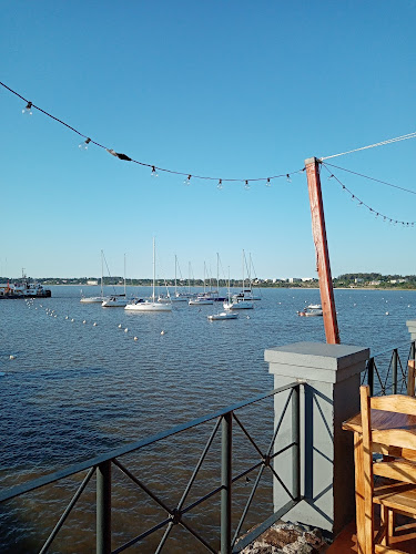 Opinii despre Muelle Sur în Col. del Sacramento - Gastronomía y hostelería