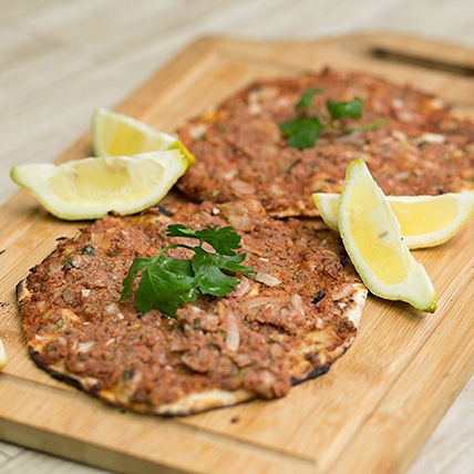 100 % Lehmeyun ( Centro )