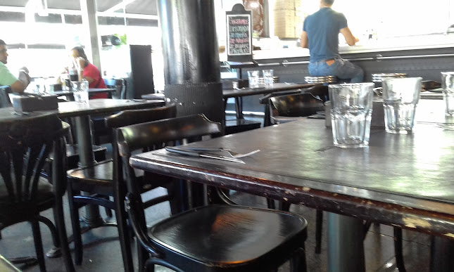 Comentarii opinii despre Soprano’s Malvín