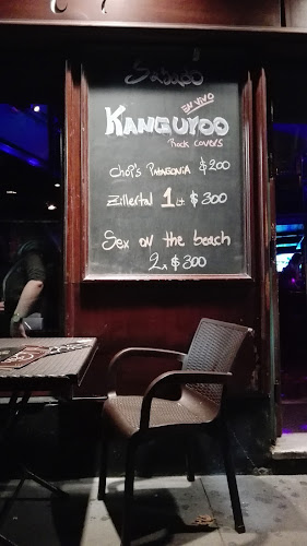 Bartolomé Mitre 1000, 11000 Montevideo, Departamento de Montevideo