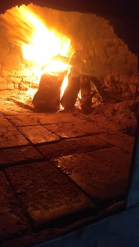 Pizzeria "Mi Vieja Rausa" - Gastronomía y hostelería